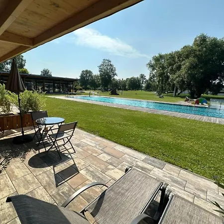 Station touristique Villa Resort&Organic Spa - poslední volné chalety na Silvestra Ceske Budejovice