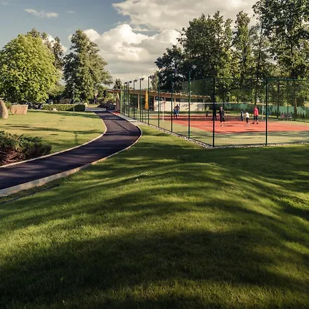 Unikatni Parkhotel & Organic - Tyrolska Sauna A Fitness 4* Ceske Budejovice