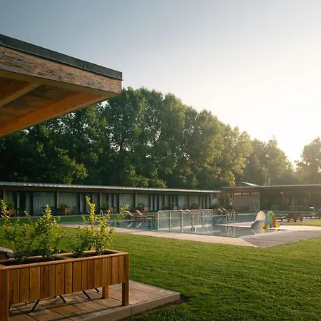 Villa Resort&Organic Spa - poslední volné chalety na Silvestra 4*