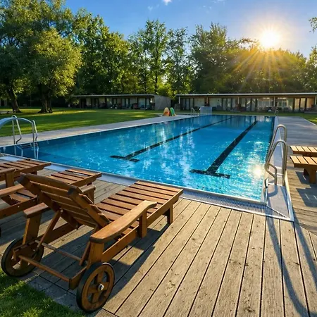 Resort Stromovka אתר נופש צ'סקה בודיוביצה