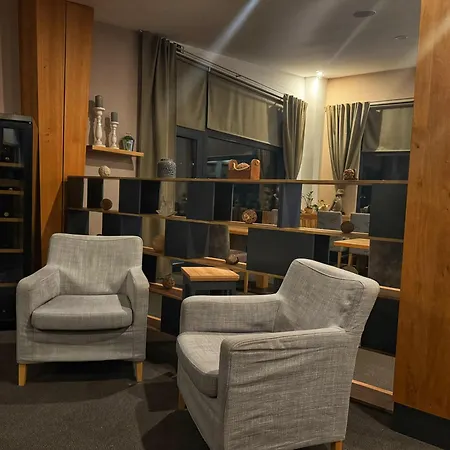 Resort Stromovka 4* צ'סקה בודיוביצה