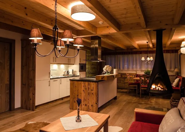 Luxusni Tyrolsky S Virivkou V Parkhotelu & Organic 捷克布杰约维采