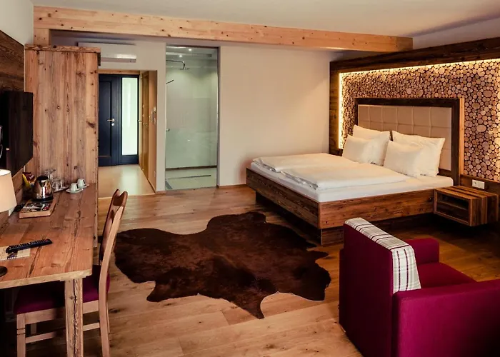 Luxusni Tyrolsky S Virivkou V Parkhotelu & Organic 公寓 4*
